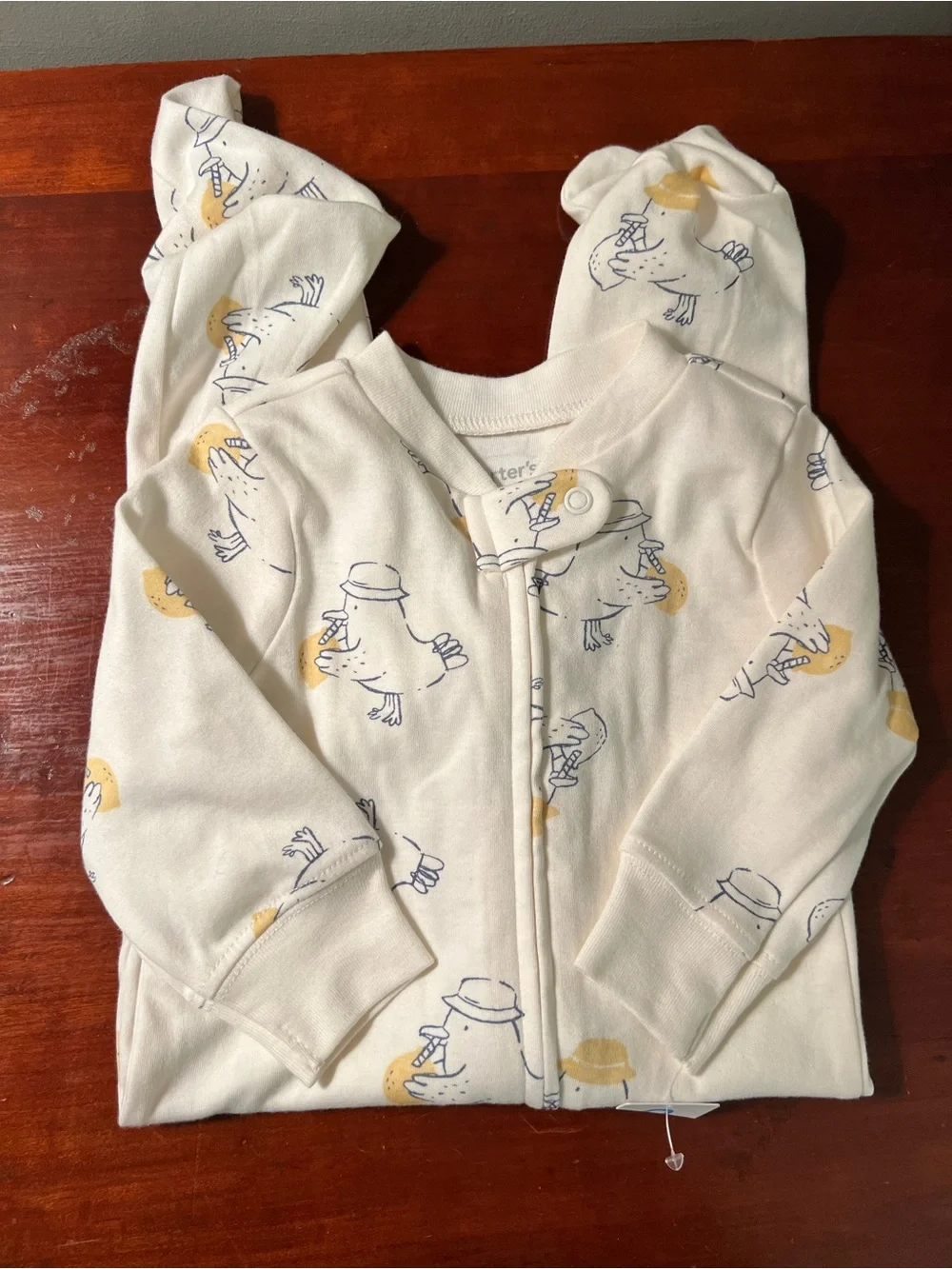Carter’s Cream Cotton Pajamas with Yellow Duck Print size 6 months NWOT